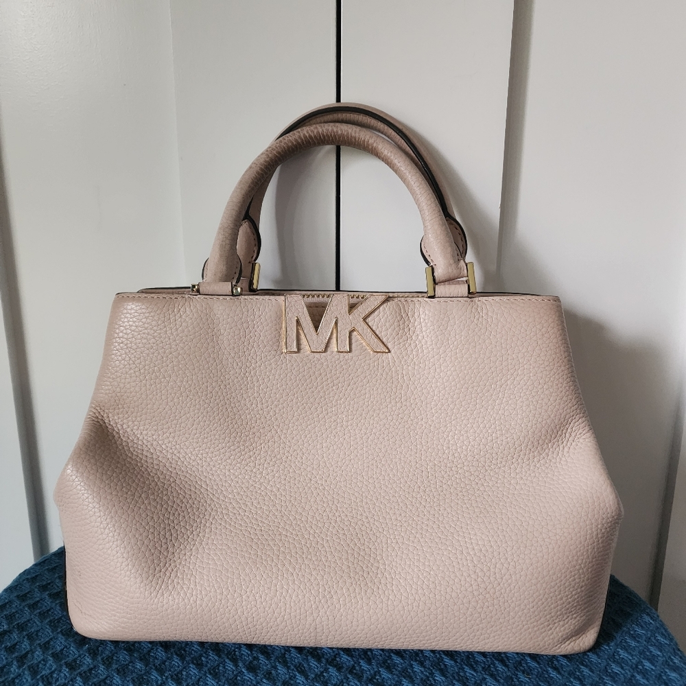 Michael Kors Blush Pink hand bag